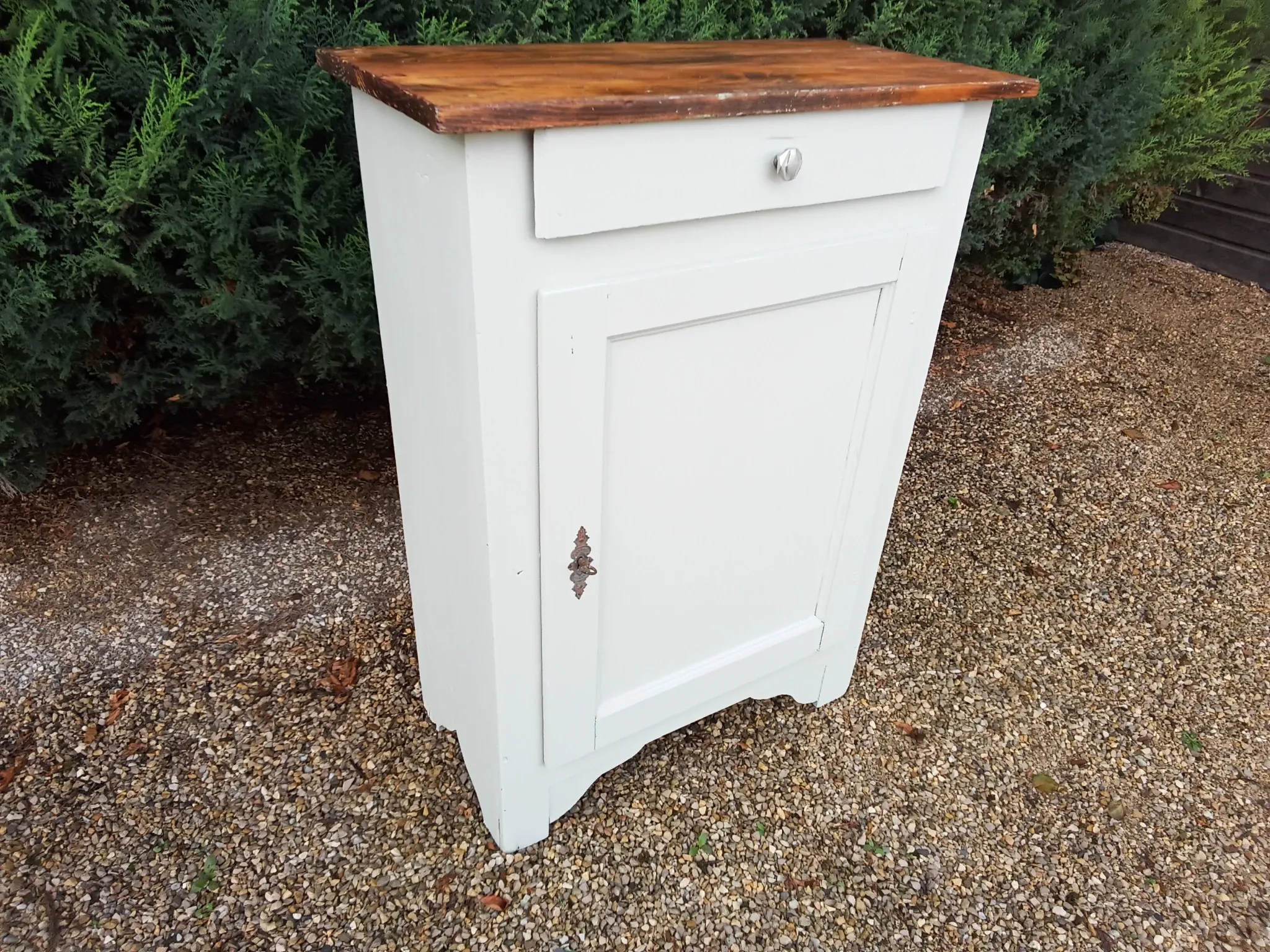 Antique confit pot