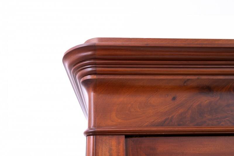 Biedermeier wardrobe from around 1850. After renovation.
