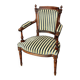 Fauteuil ancien de style Louis XVI.