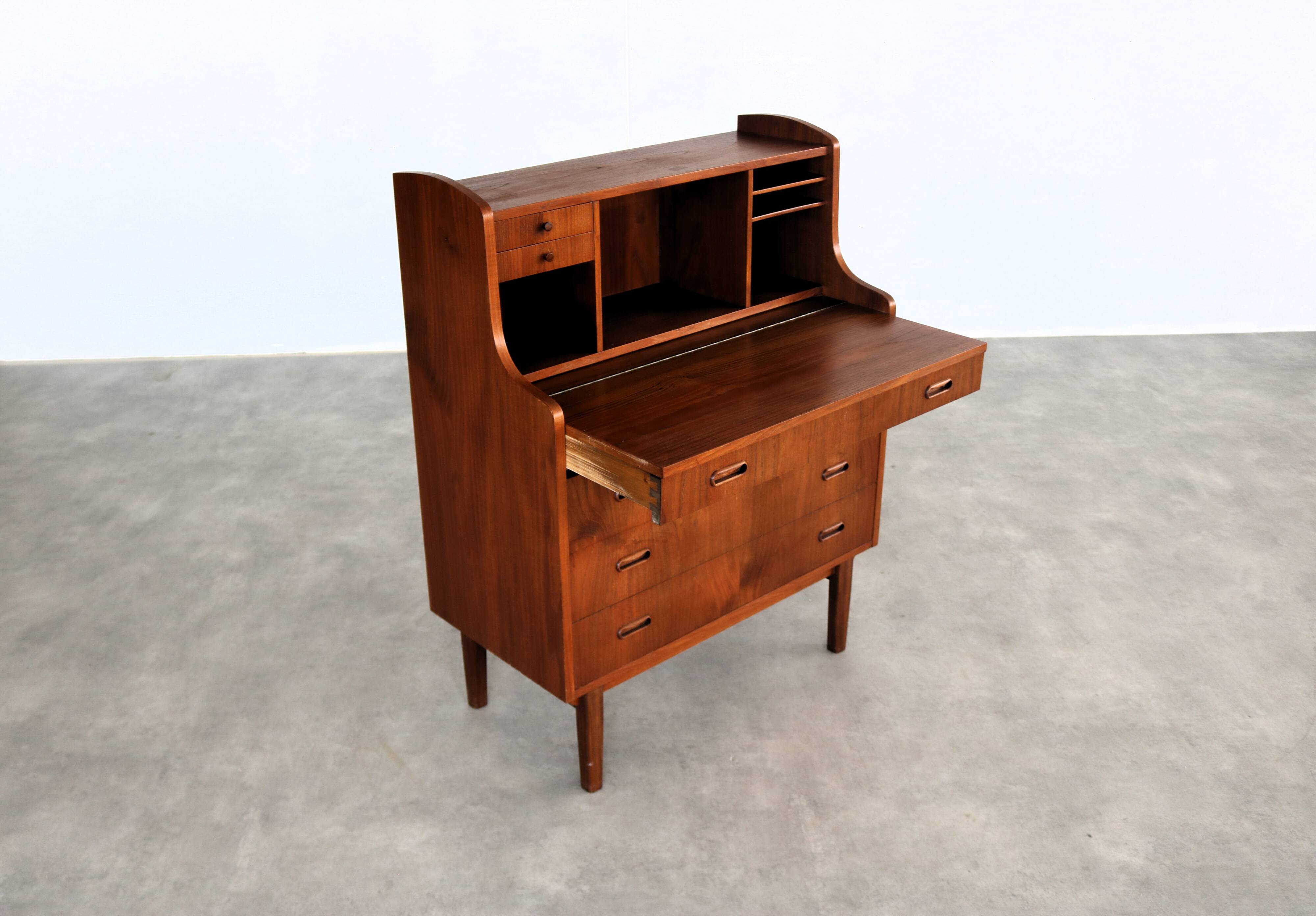 vintage secretary | dressing table | 1960s | Danish