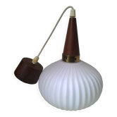 Suspension en opaline, teck et laiton par Louis Kalff, c.1960