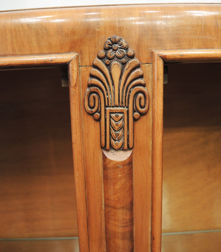 Old art deco 2-door showcase