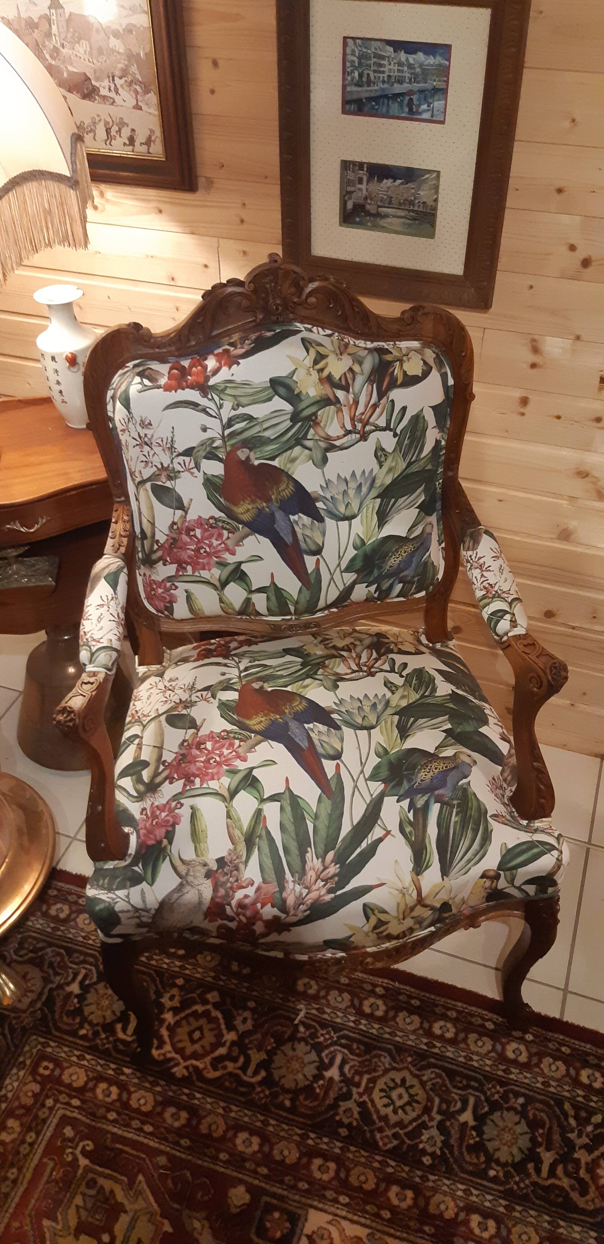 pair of Louis XV style armchairs à la reine