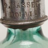 Oscar Basset sparkling water siphon