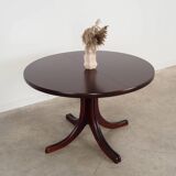 Round mahogany table, Danish design, 1970s, manufactured in Denmark