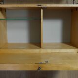 String shelf from the 50s