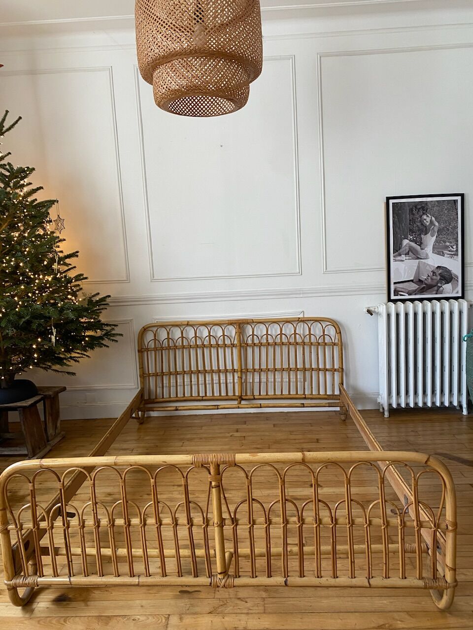 Vintage rattan bed two people