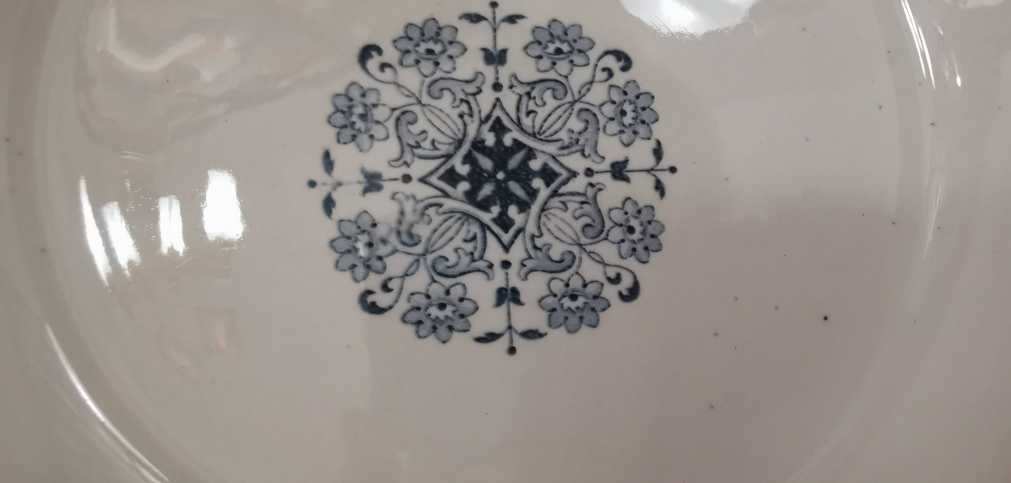4 hollow iron earthenware plates, Mignon model, H & Cie