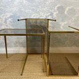 Set of 3 nesting tables in brass, Hollywood Regency, Vereinigte Werkstätten, Germany, 1960s.