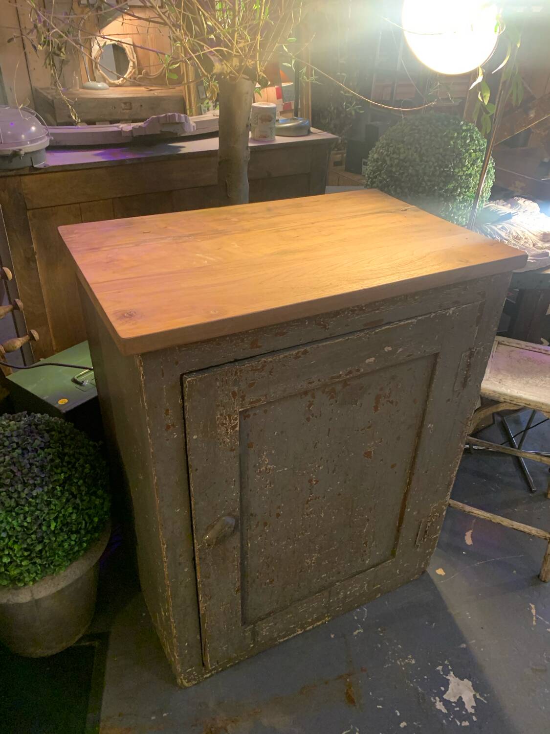 Confiturier patiné gris