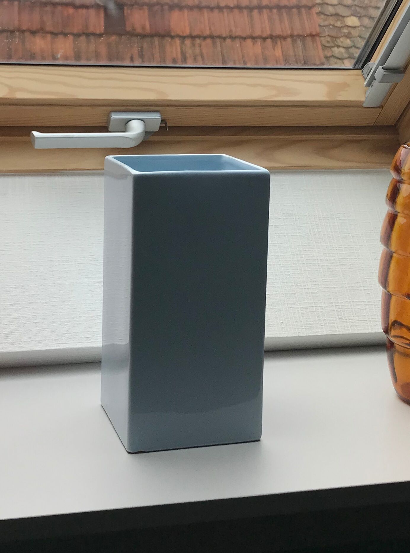 Sky blue geometric vase