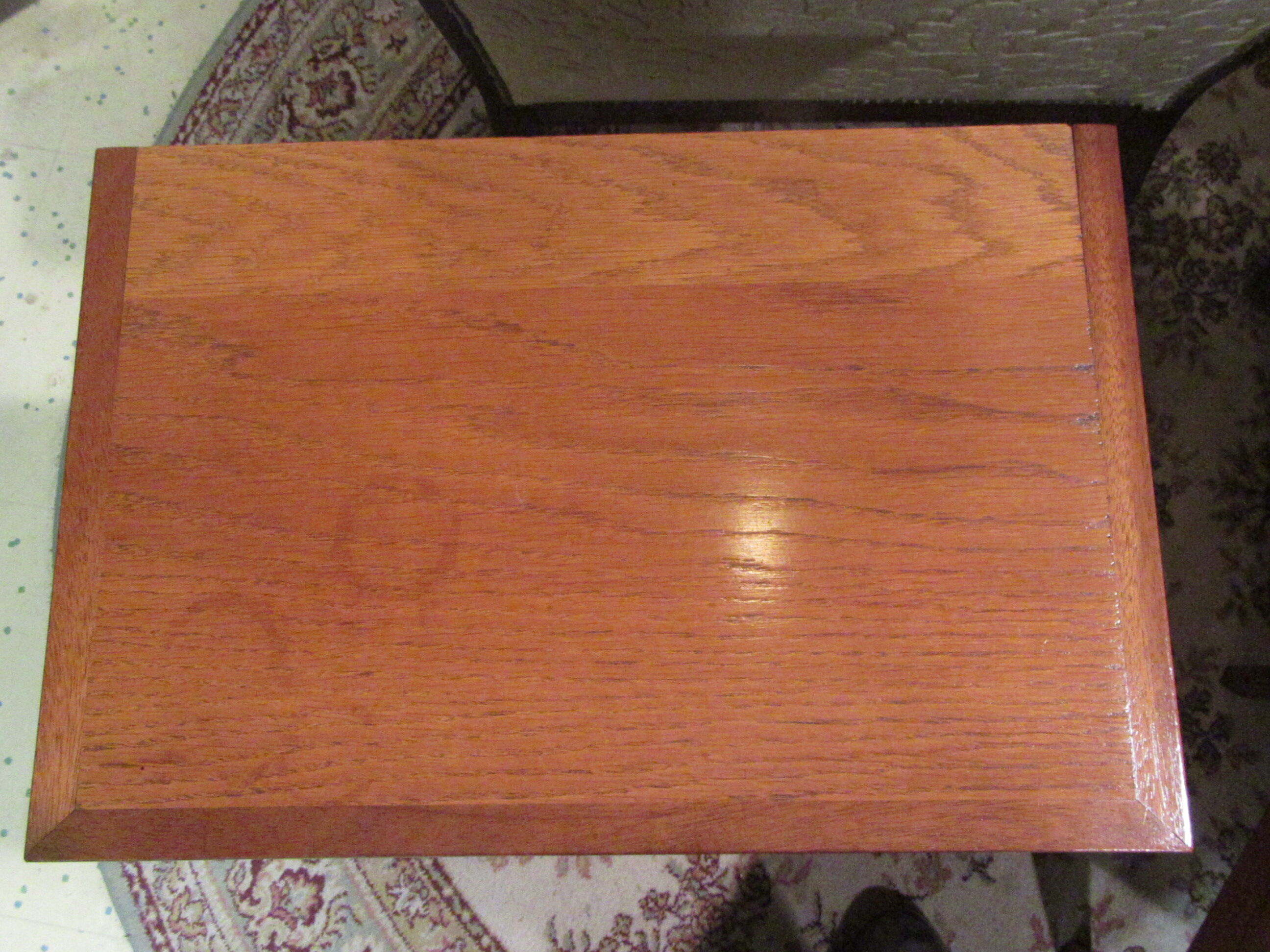 Pair nightstands vintage