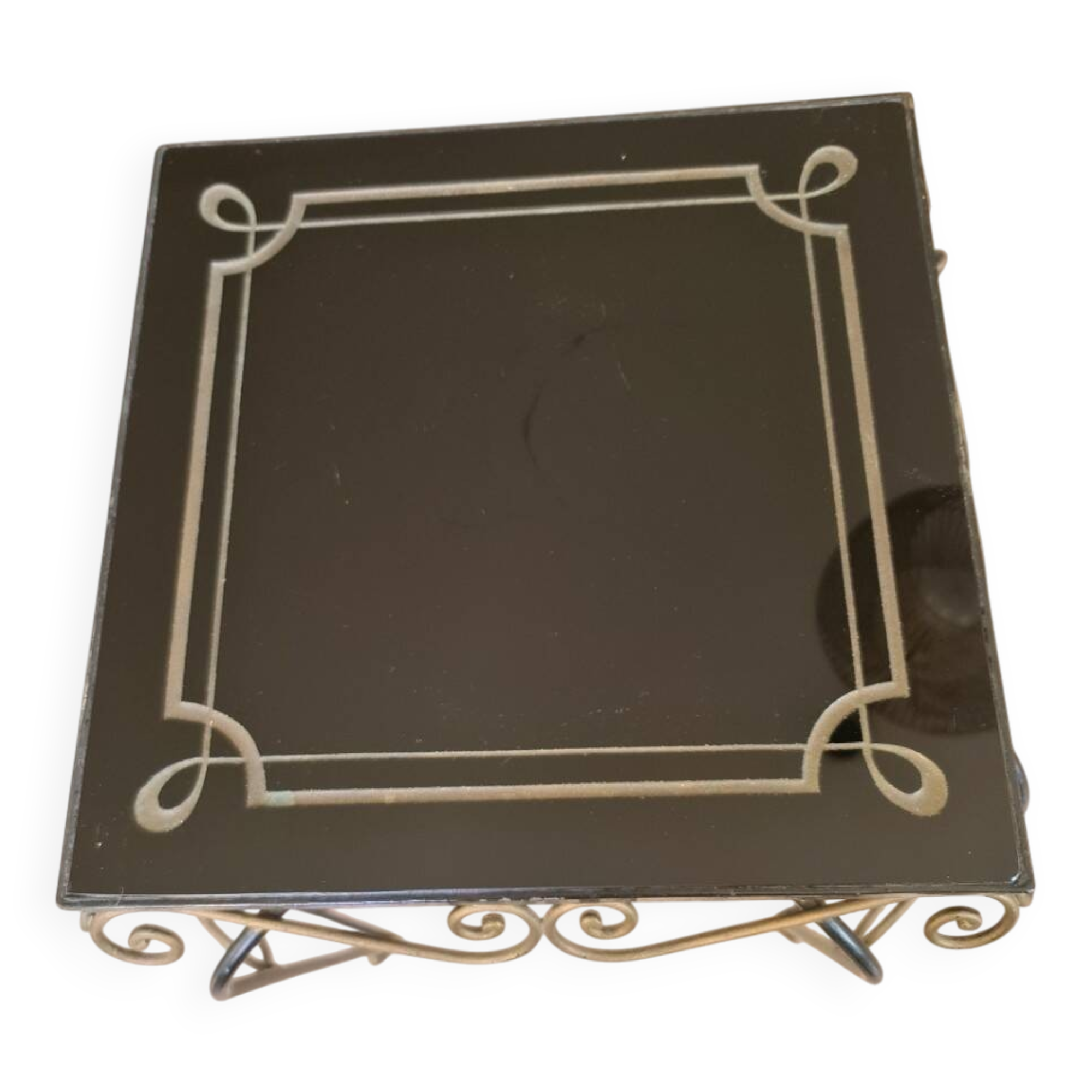 Vintage pedestal table