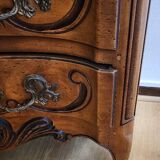 Chest of drawers with walnut drawers