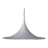 Suspension blanche Fog & Morup modèle Semi trompette