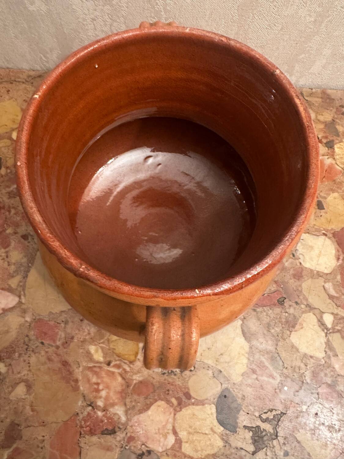 Old pot with handles in glazed Provençal pottery