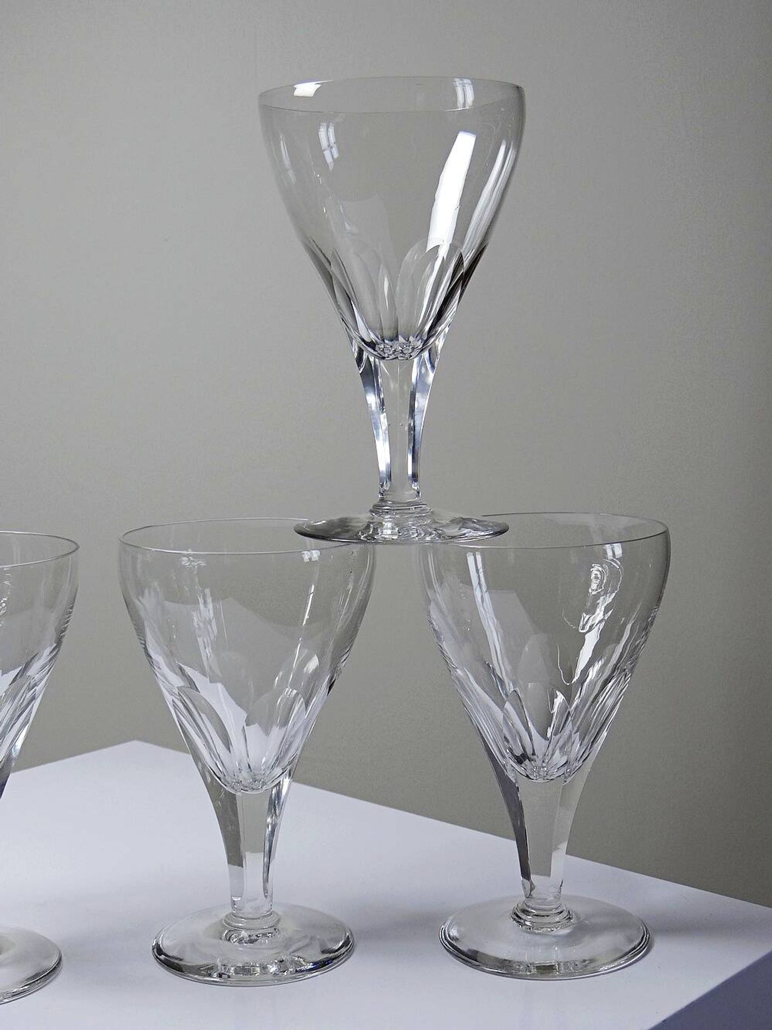 Service of 6 antique cut crystal glasses attributed to Moser, Bohemia circa.