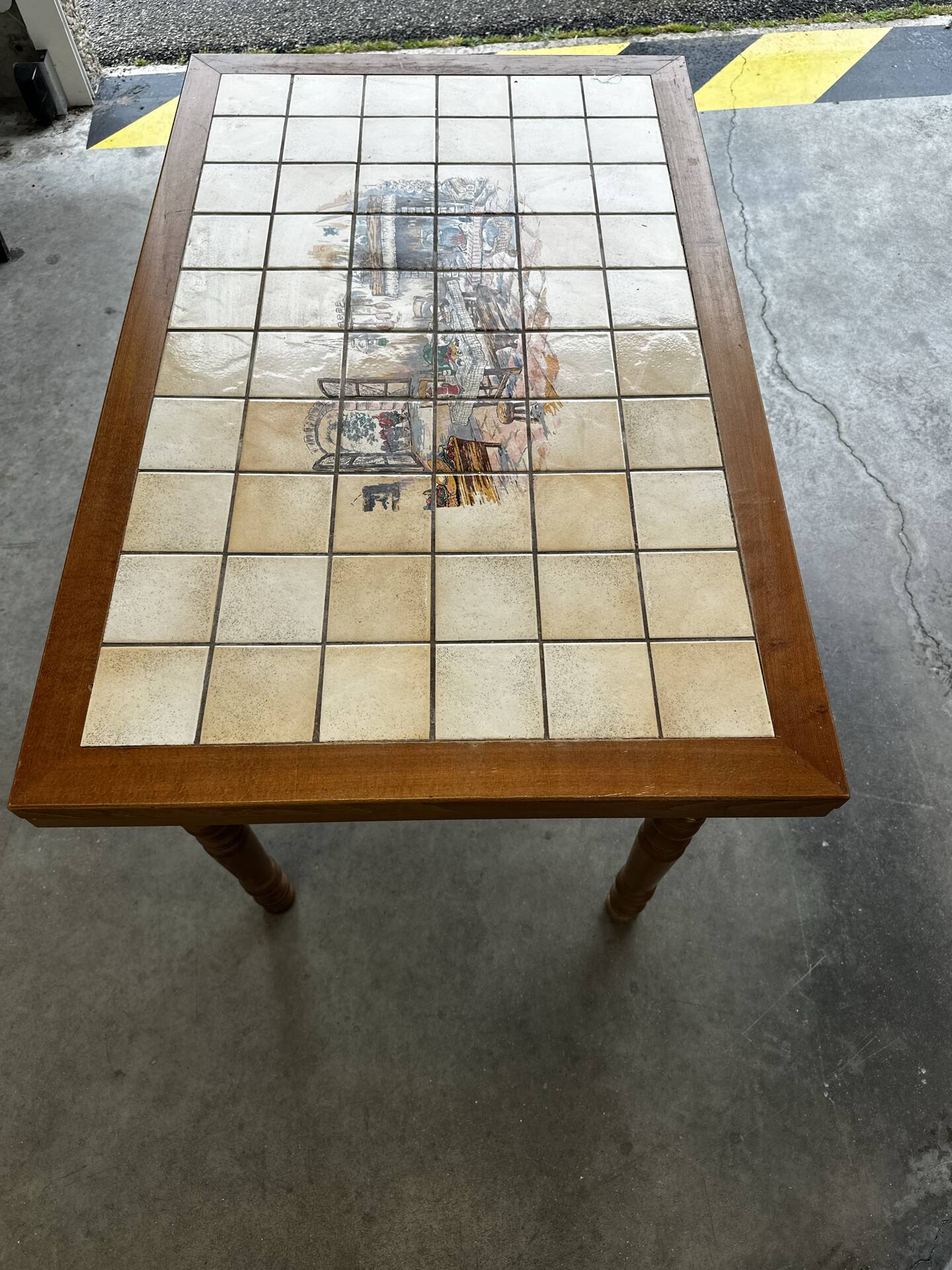 Vintage extendable dining table in wood and ceramic – 1970s