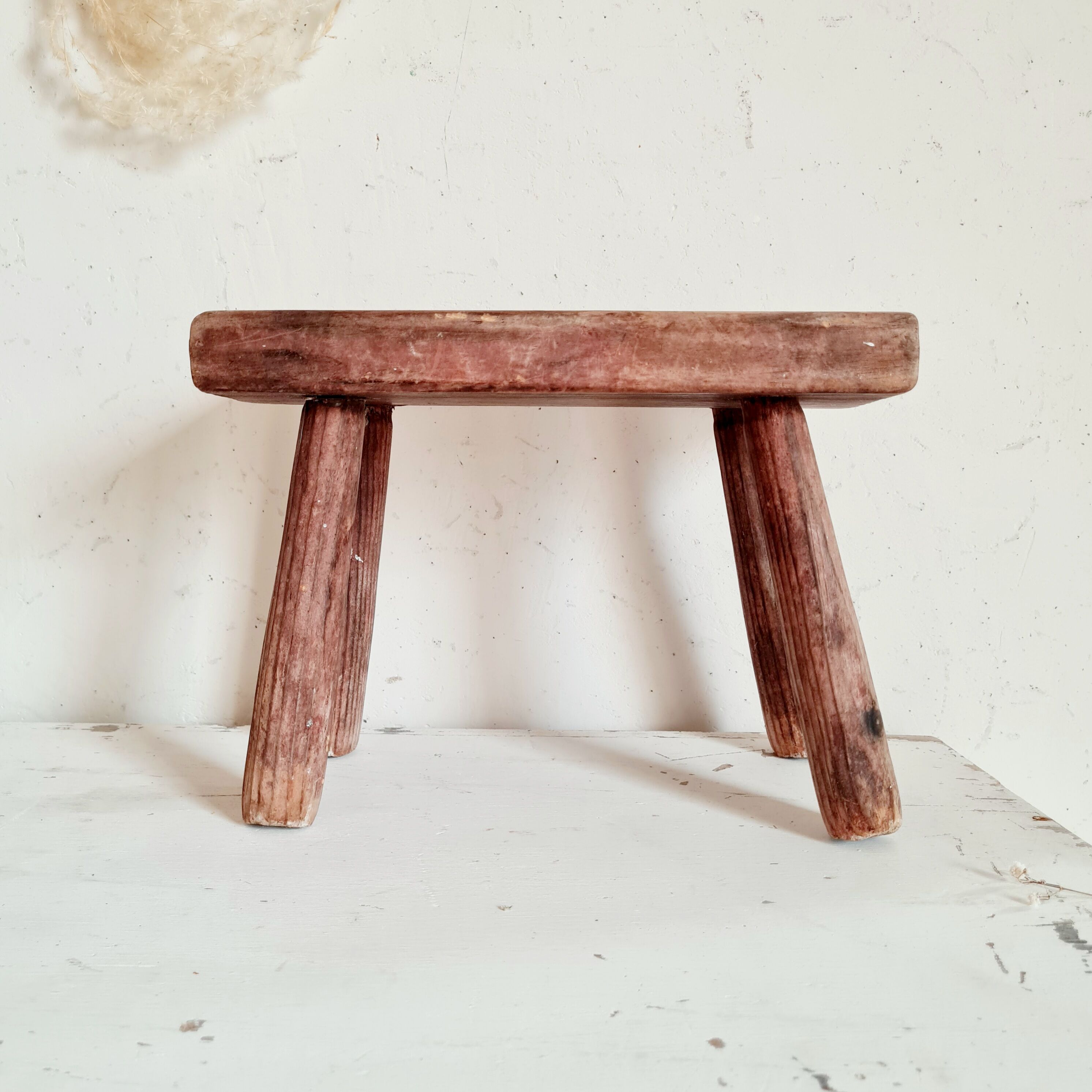 Mini wooden farmhouse bench