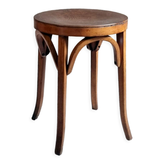 Baumann bistro stool seated with 50s décor