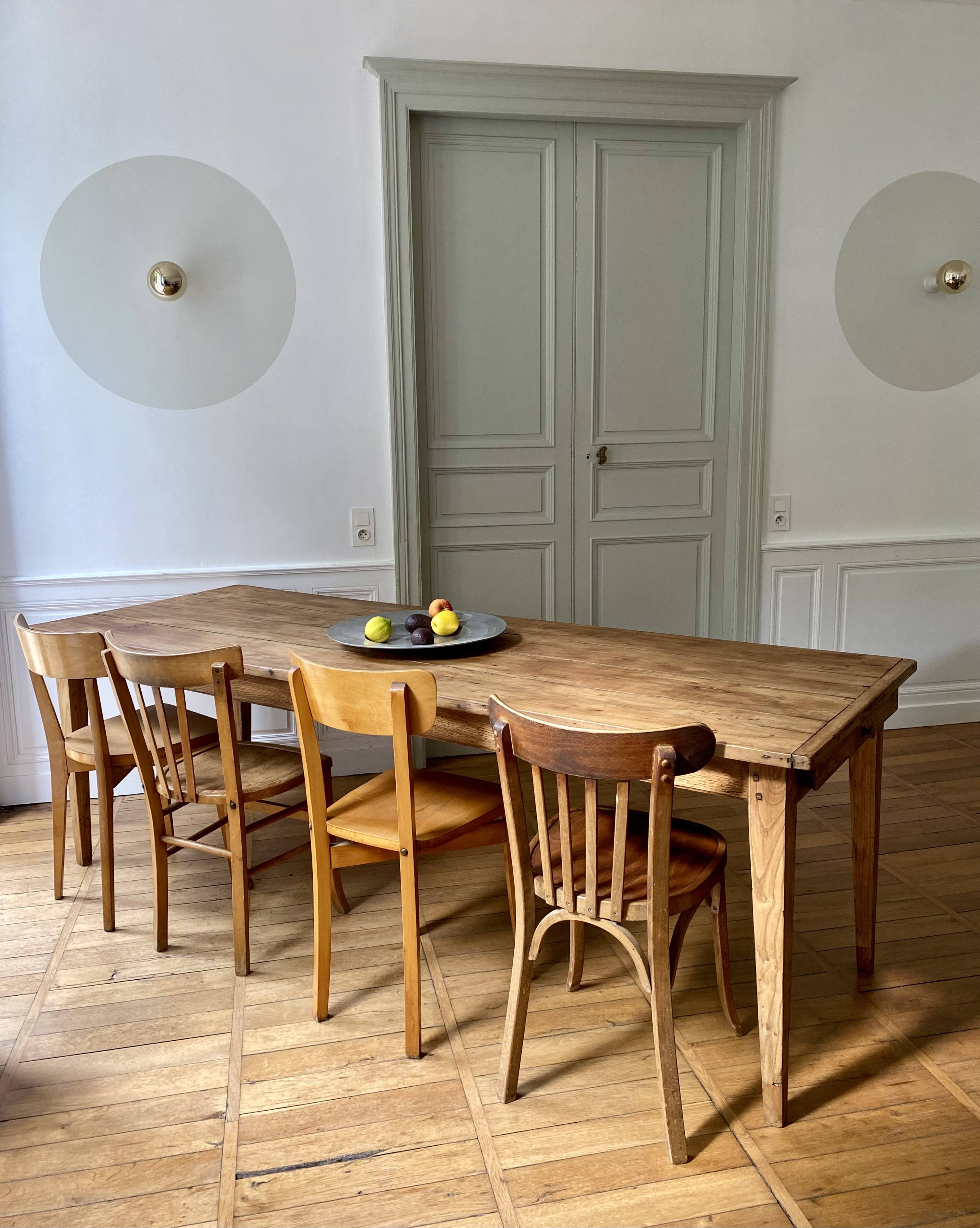 Farm table for 10/12 people.