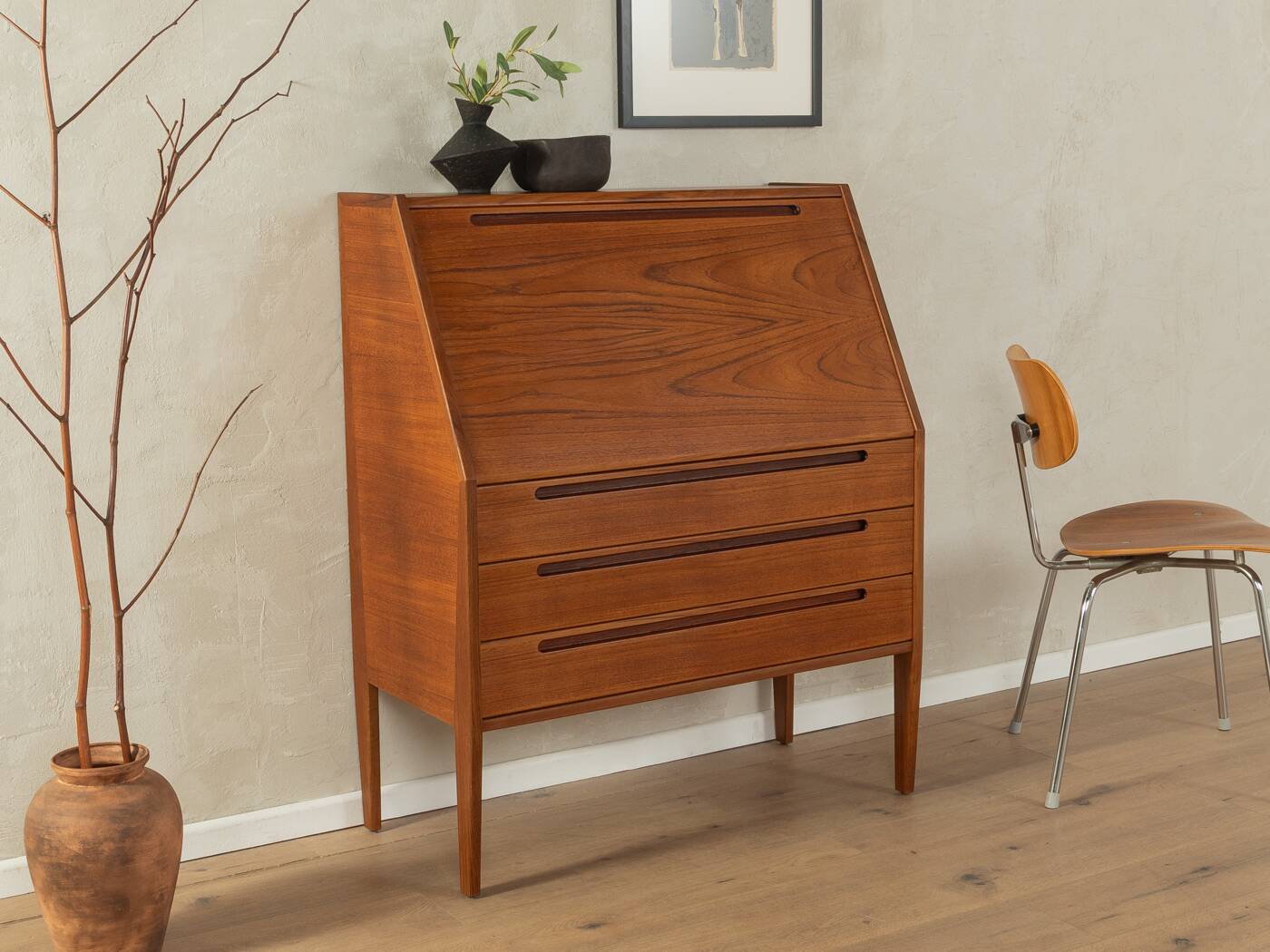 1960s Bureau