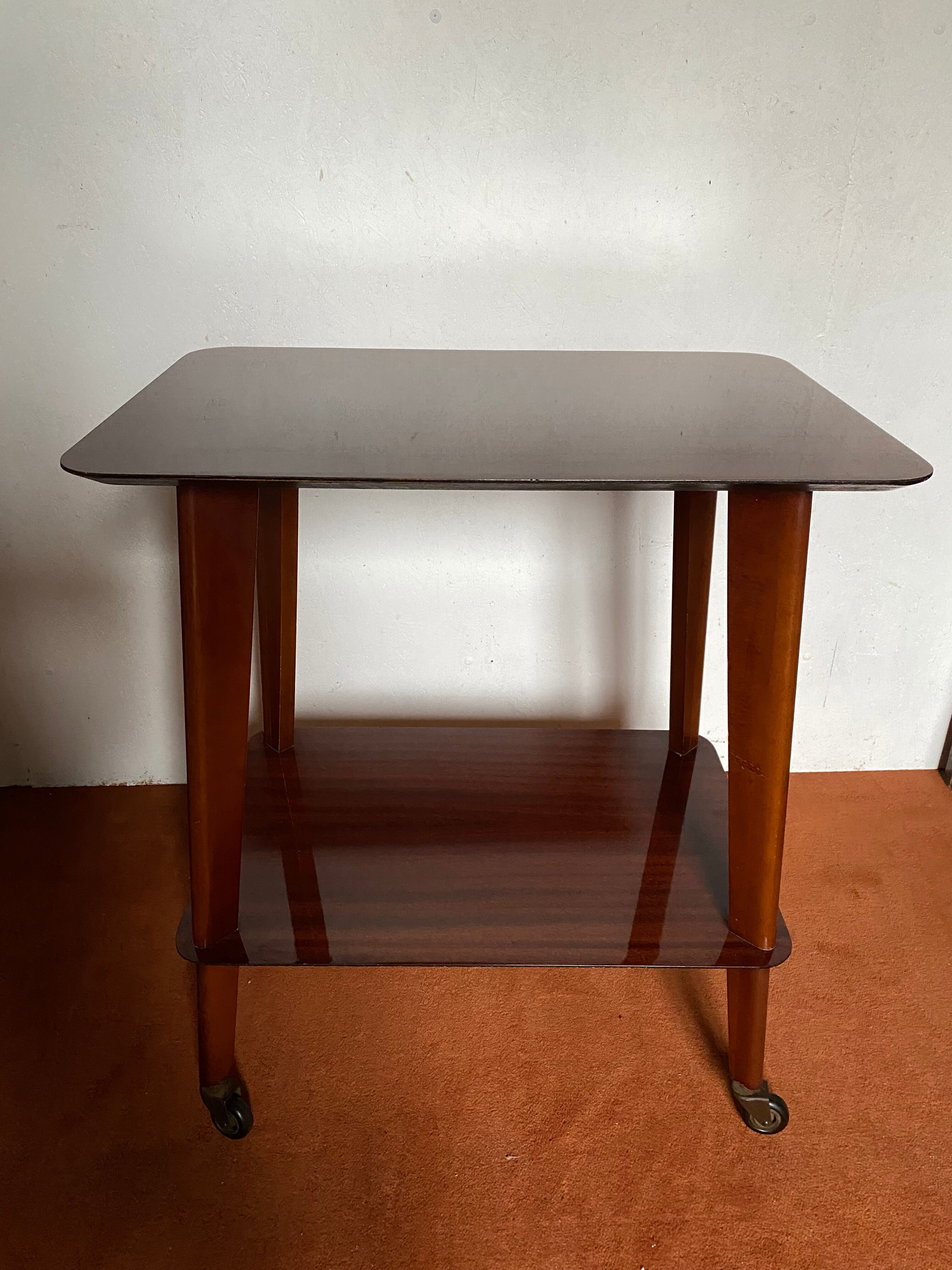 Table d'appoint