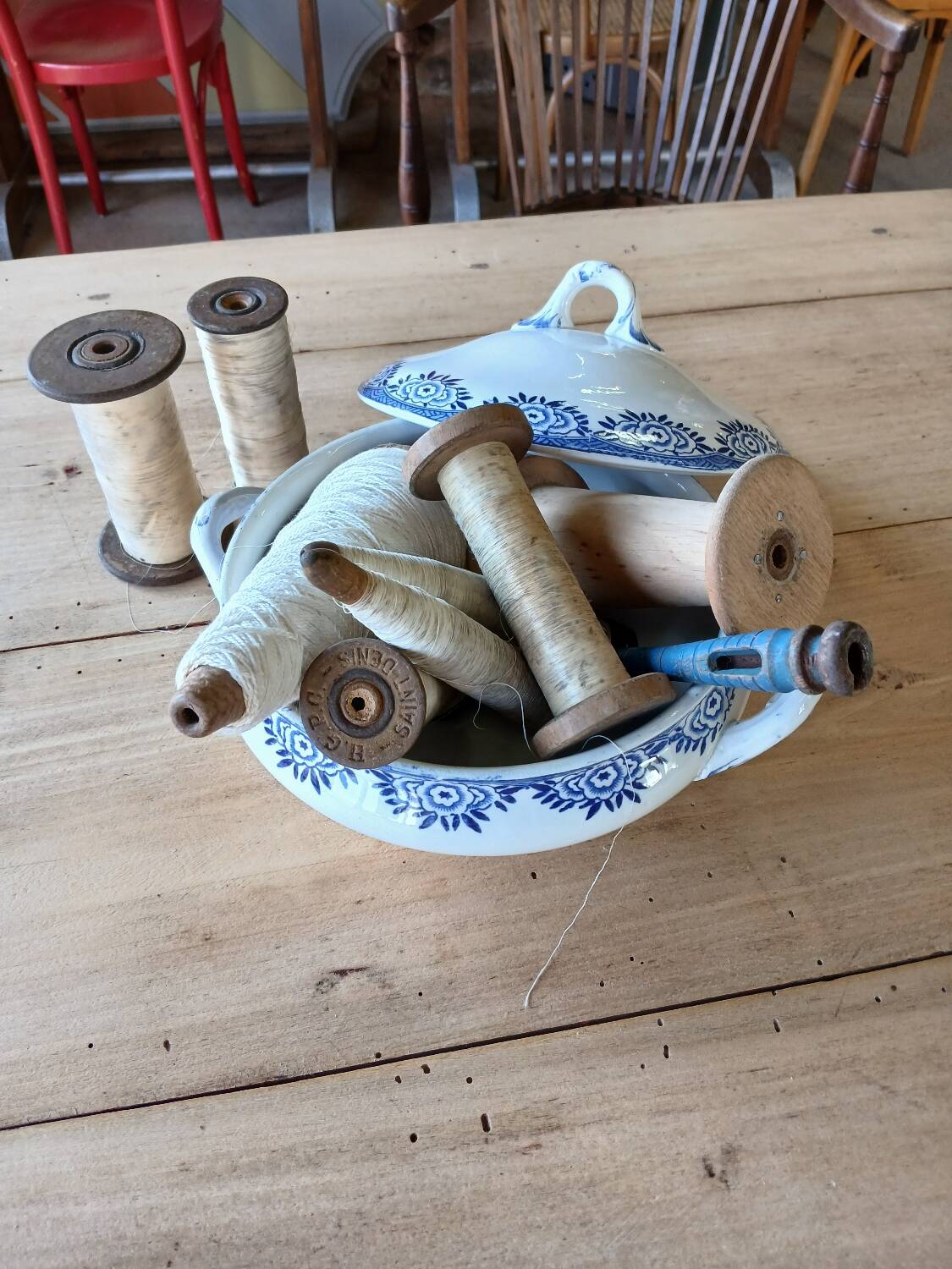 Antique soup tureen from Digoin and Sarreguemines