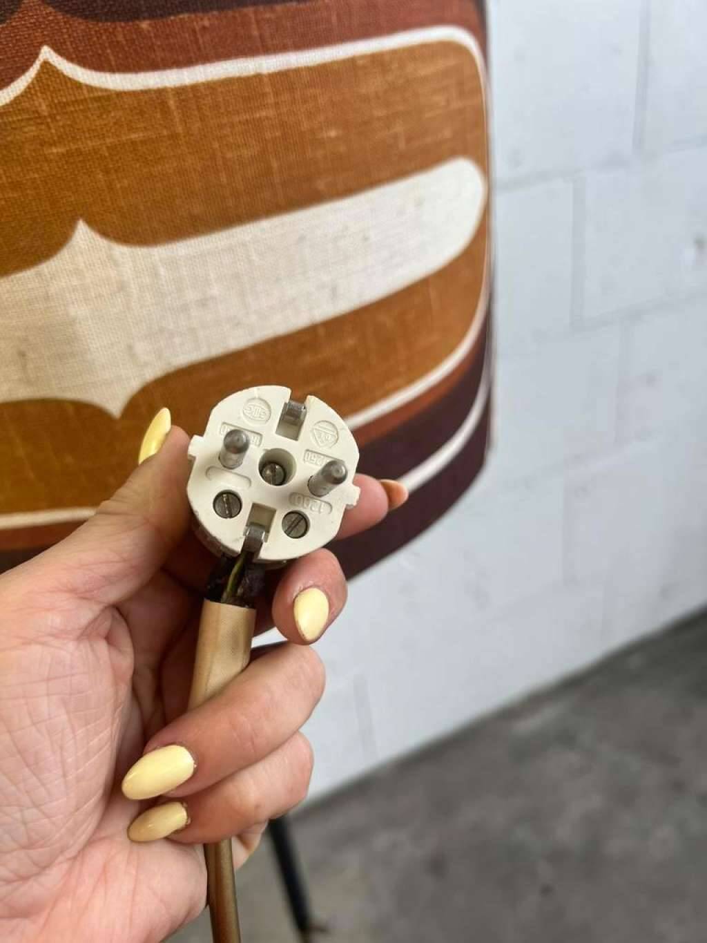 VINTAGE ADJUSTABLE FLOOR LAMP / FLOOR LAMP FROM THE 70S