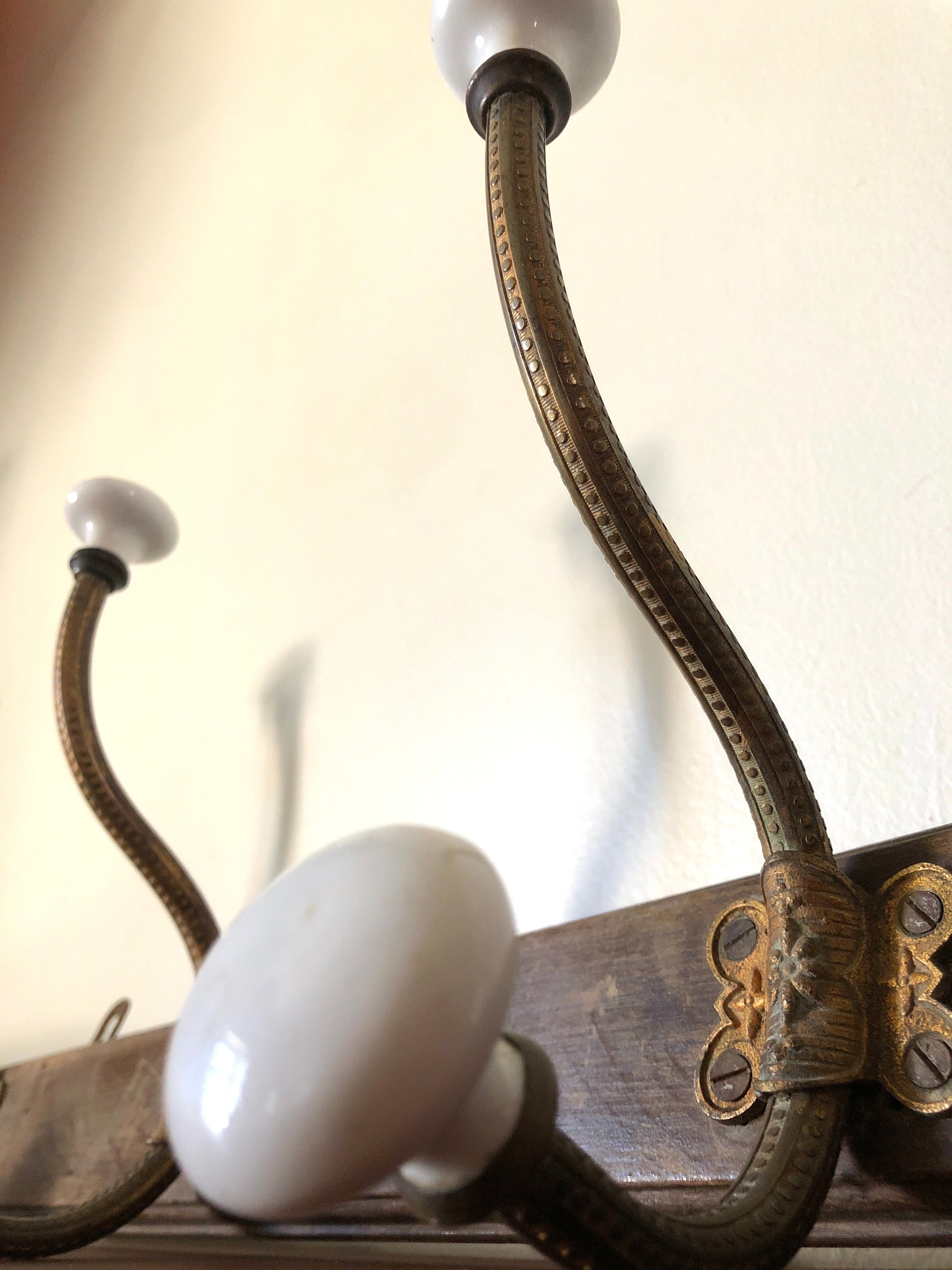 Coat rack 1900 in wood, ceramic and wrought iron