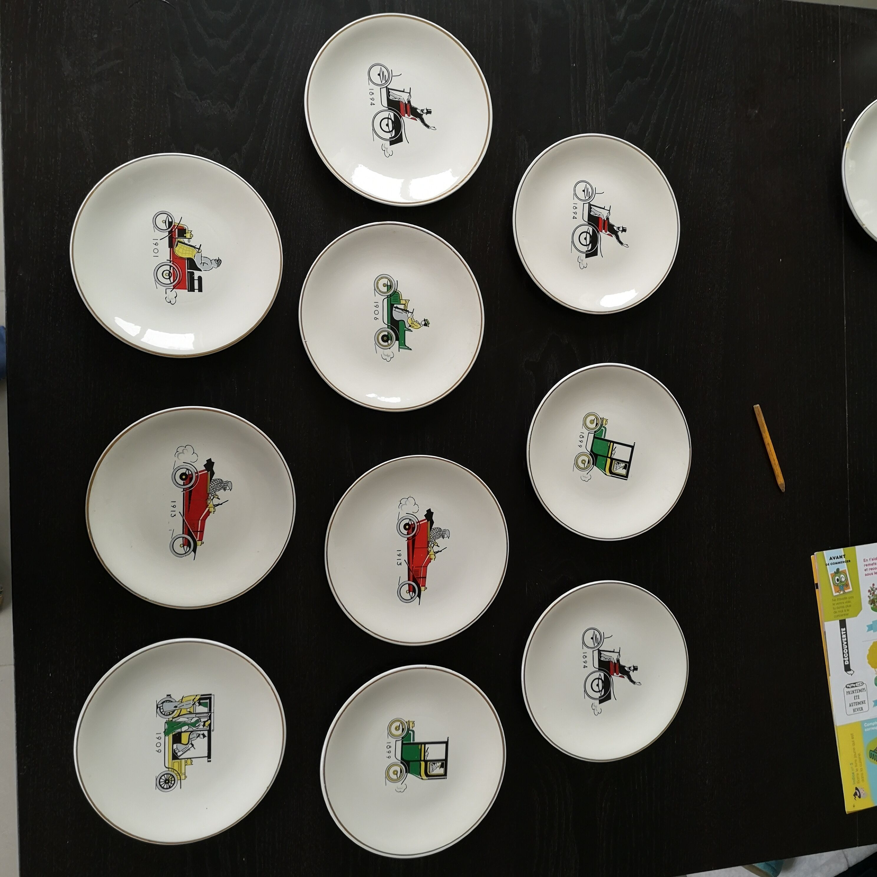 Set of 10 Lunéville dessert plates