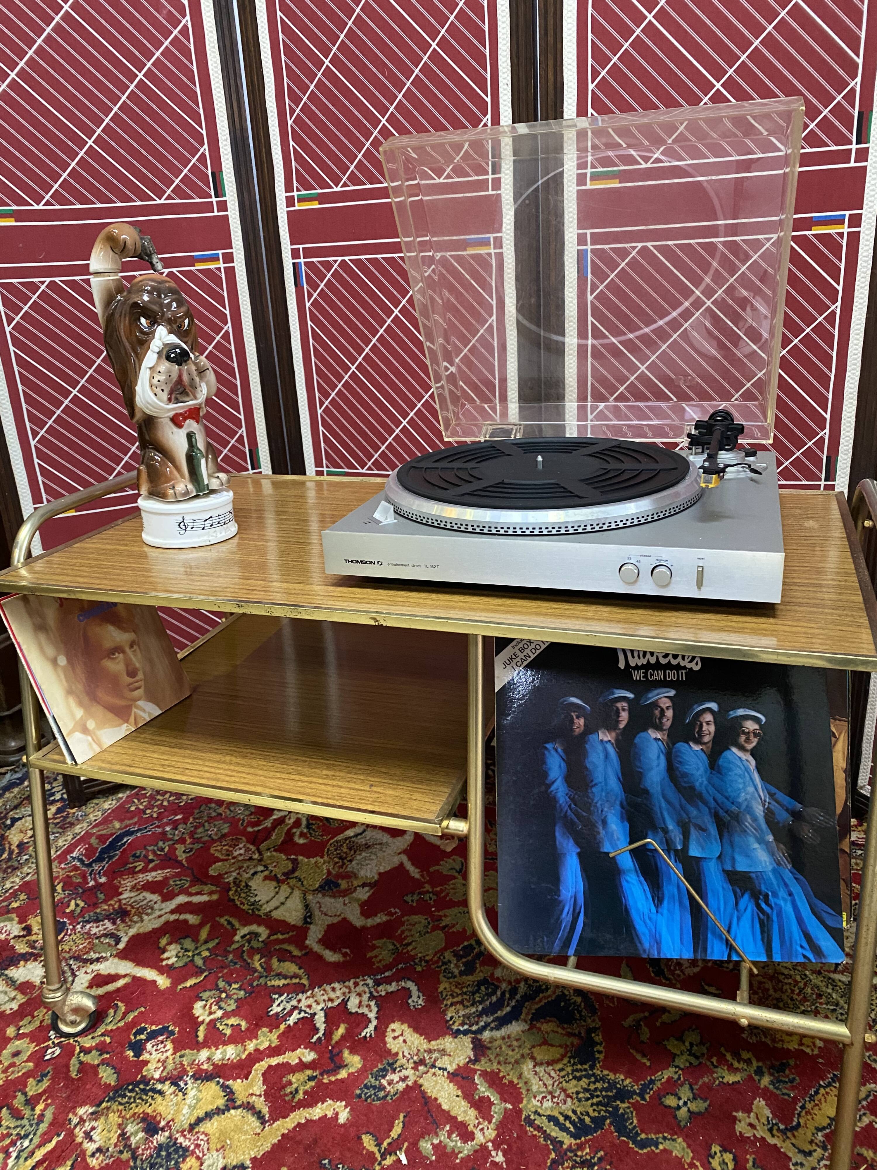 Service range vinyls trolley on wheels of the 70's