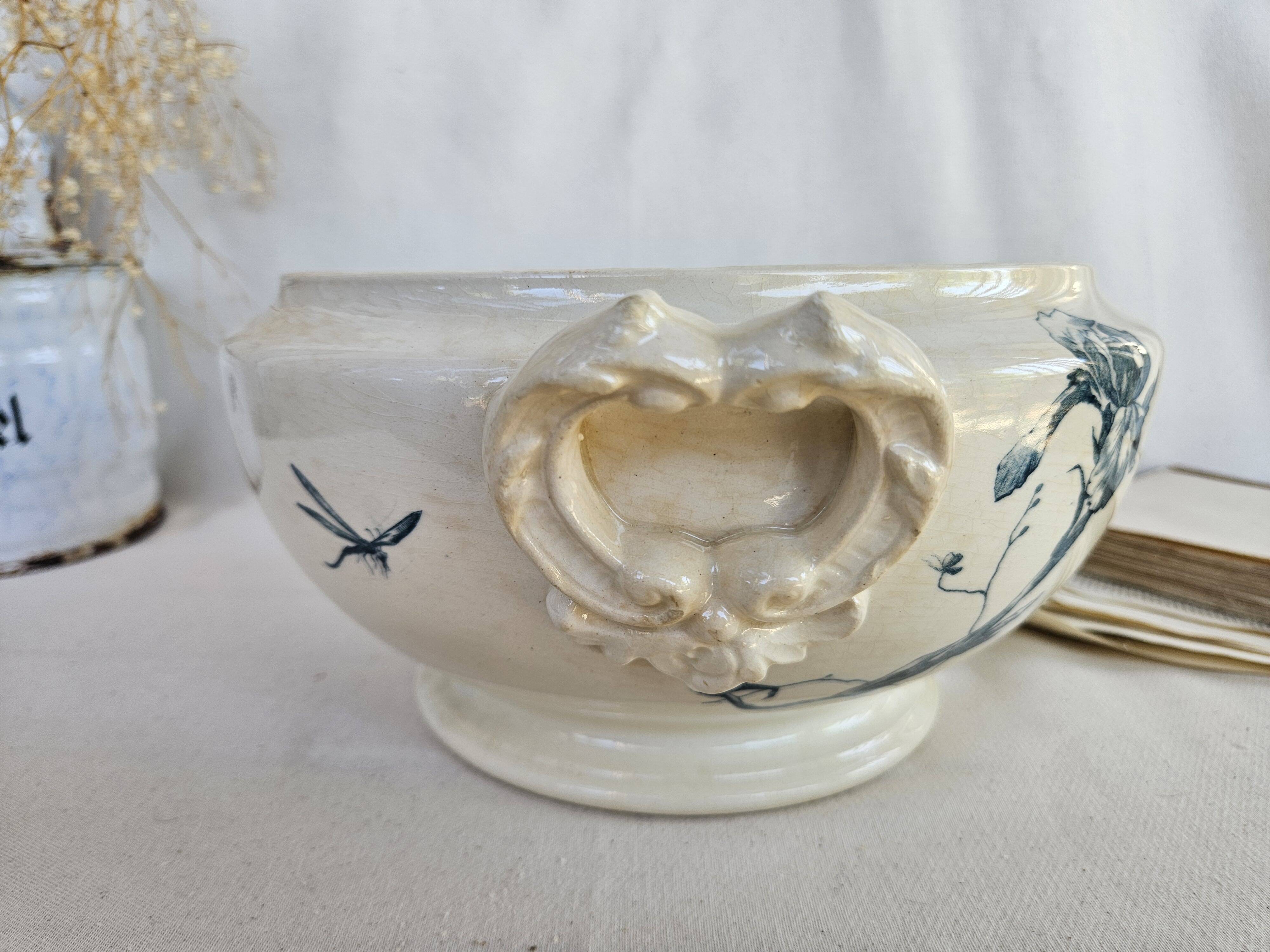 Soupière ancienne gien modèle iris