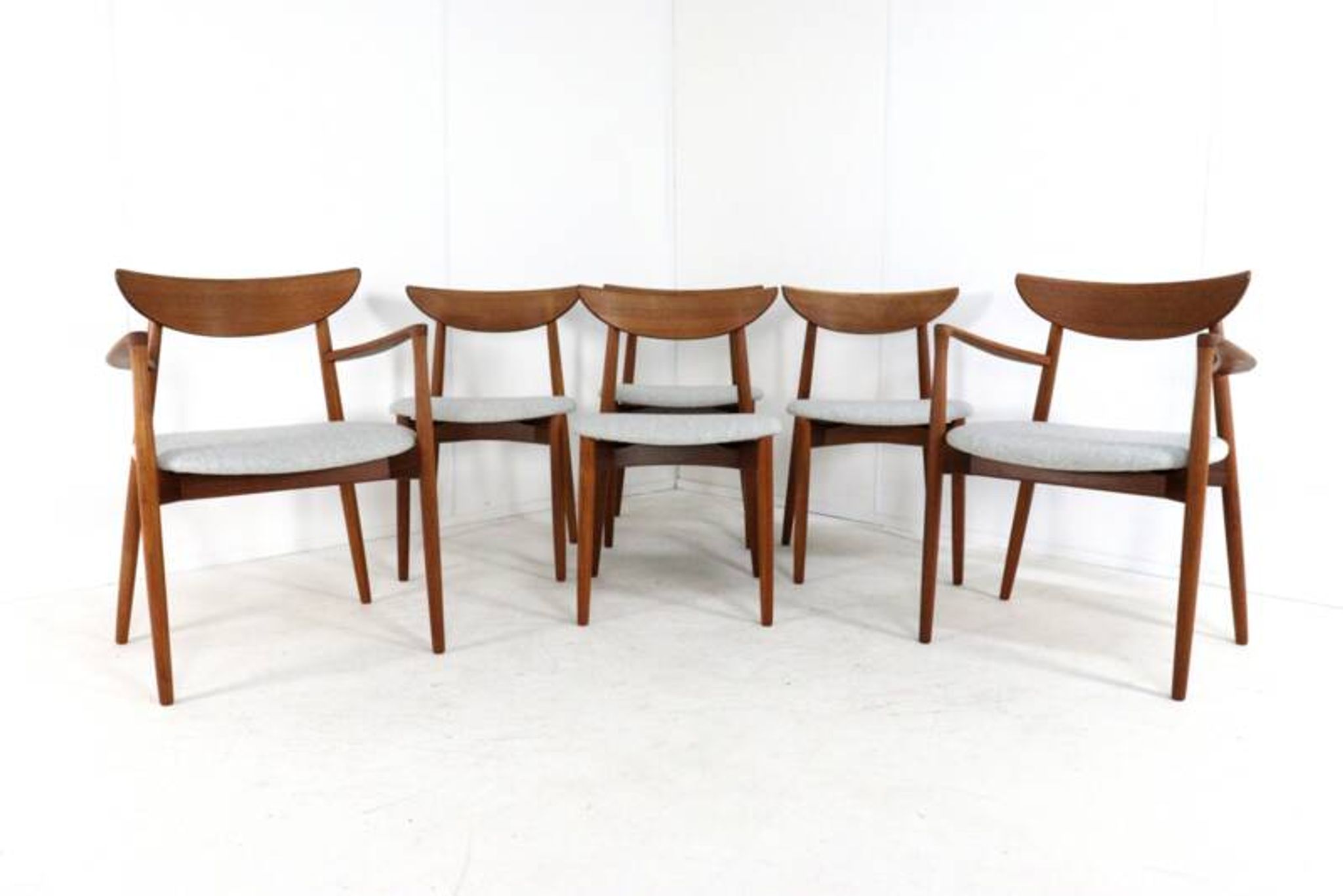 Set of 4+2 Harry Ostergaard for Randers Møbelfabrik chairs - danish design