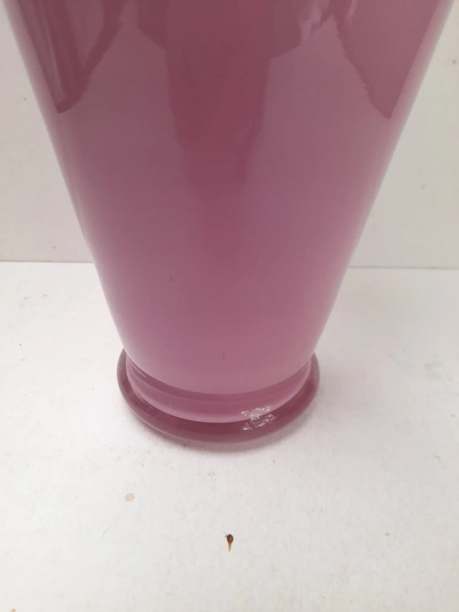 Large pink opaline vase made in Italy