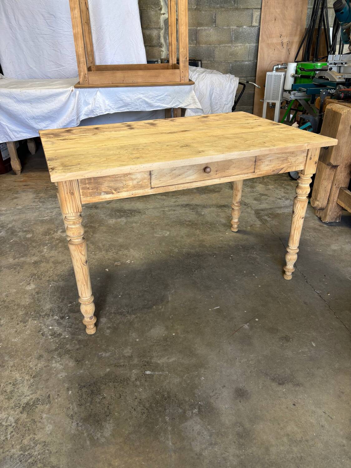Bistro table