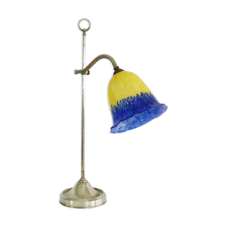 Art deco desk lamp with chrome metal slides and yellow and blue glass tulip. Year 30