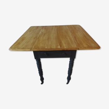 Table  à rabats piétement et ceinture noir charbon, plateau en bois