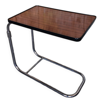 Adjustable table