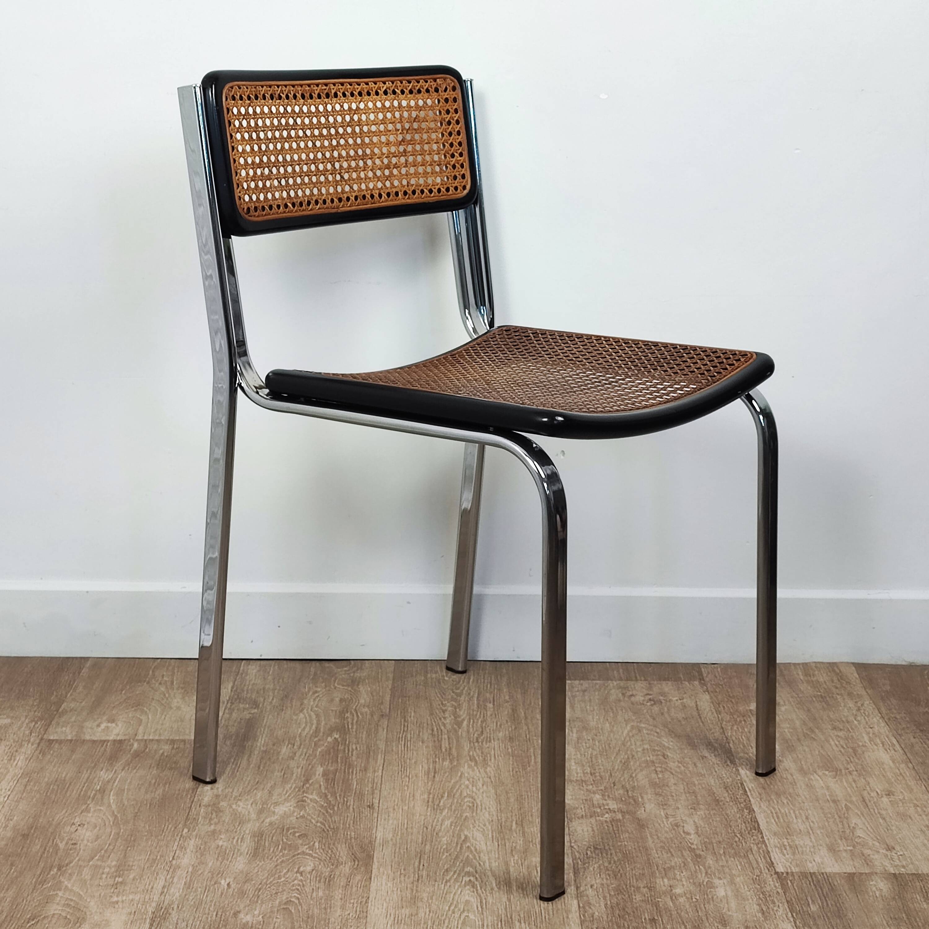 Arrben Italy 70' cane chair
