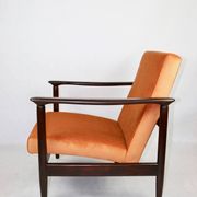 Fauteuil lounge GFM-142 en velours orange attribué à Edmund Homa, années 1970