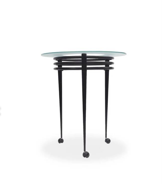 Artelano bar table