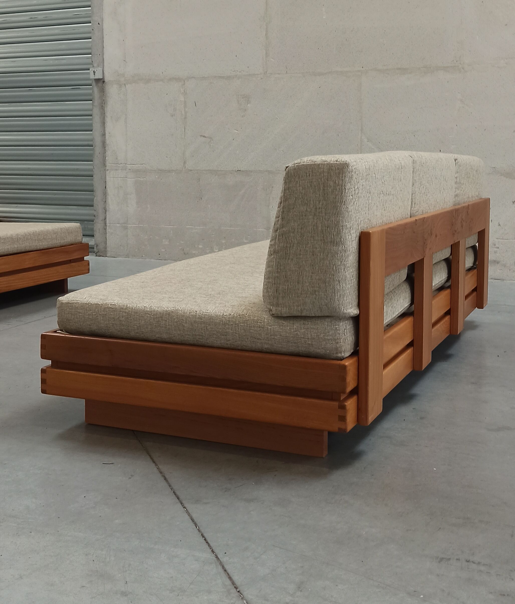 Elm sofa Maison Regain, 60's