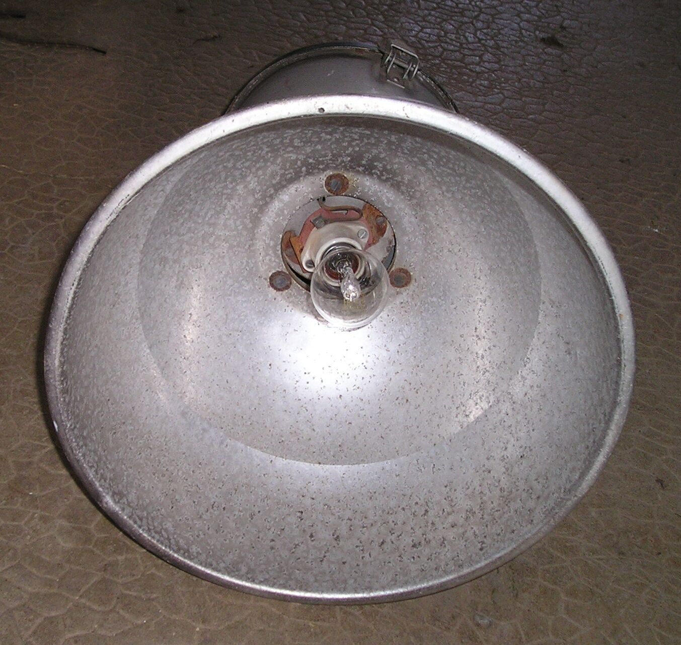 Industrial aluminum pendant light from the 60s/70s