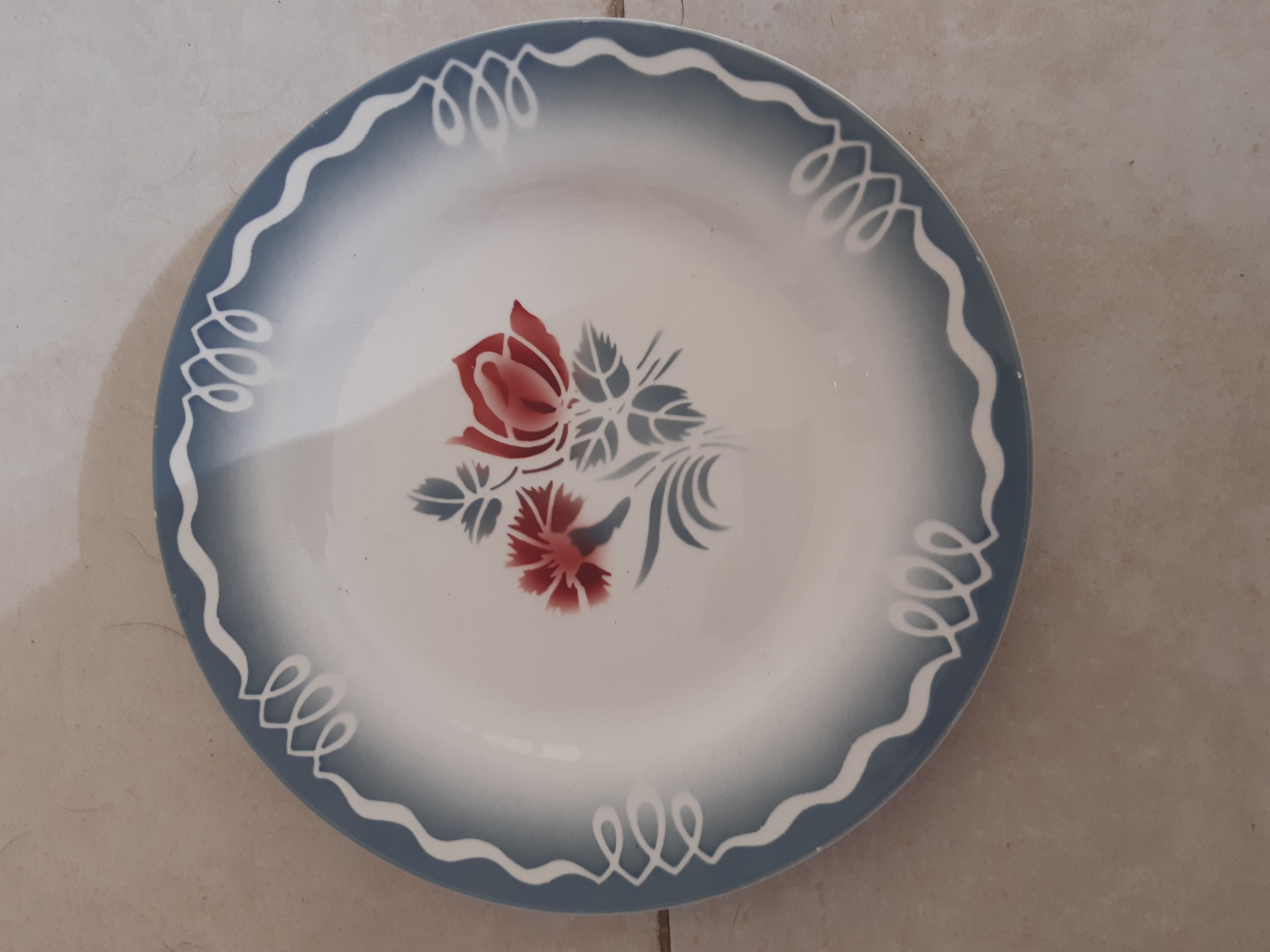 Digoin Sarreguemines plates