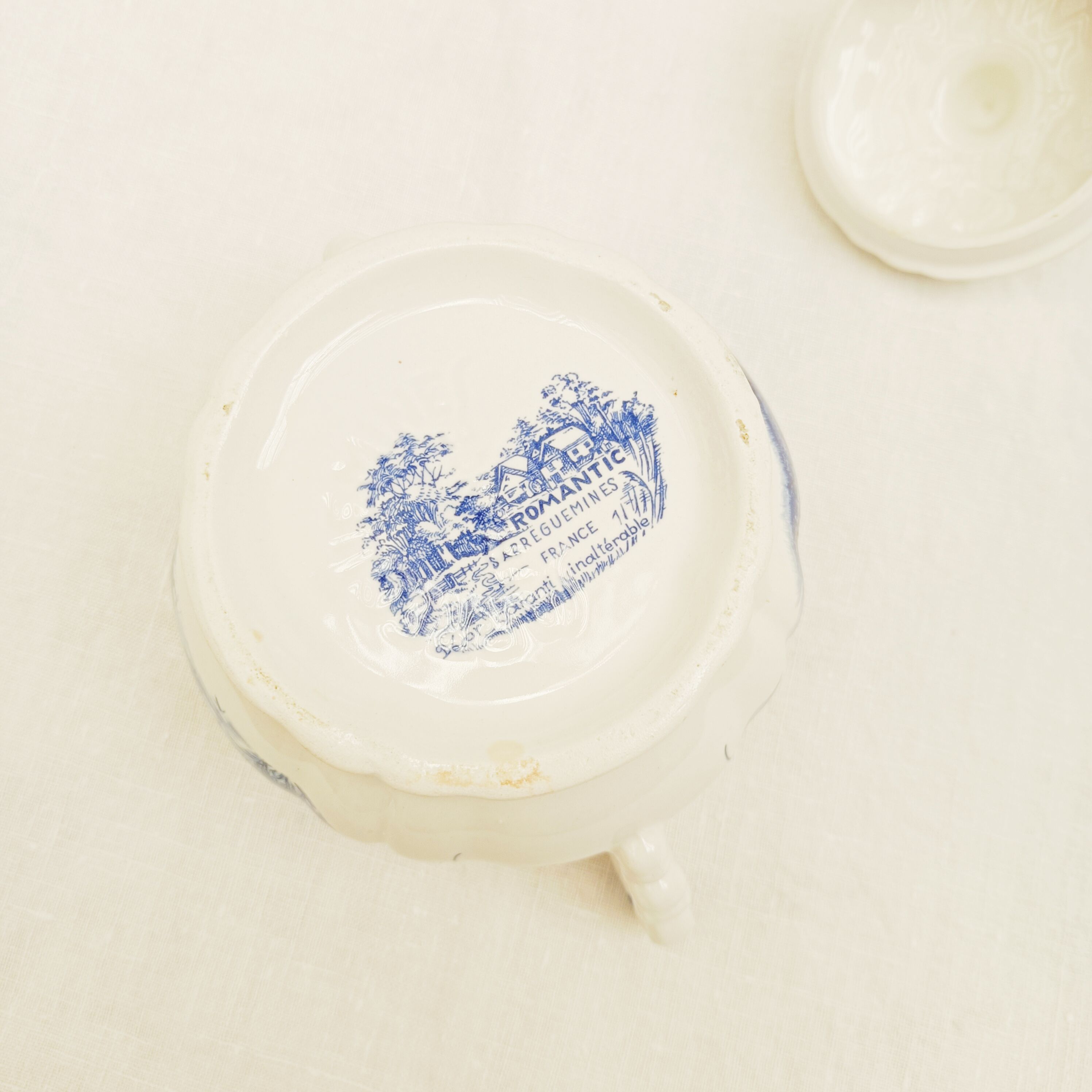 Sarreguemines Romantic Sugar Bowl