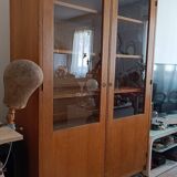 Ancienne armoire vitrine écolière