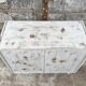 Buffet bahut vintage 1950 pieds compas patine blanche