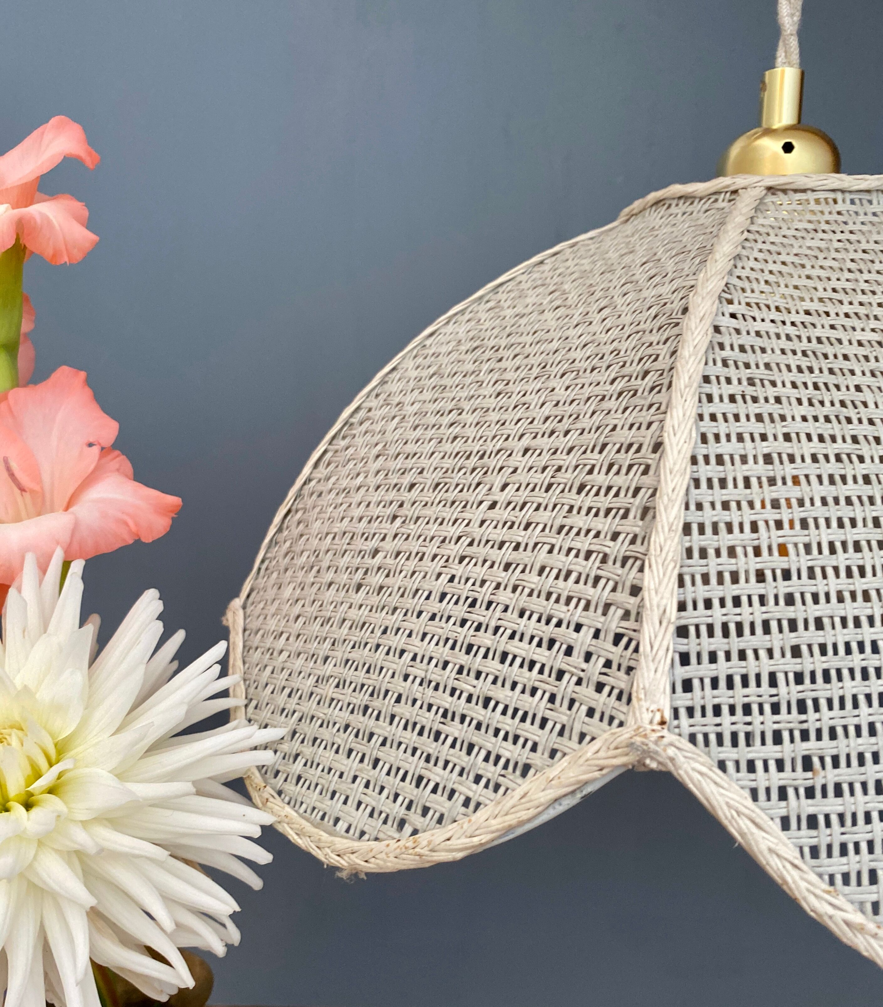 Suspension lamp vintage flower