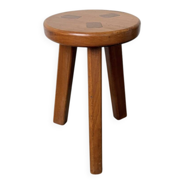 Tabouret tripode orme